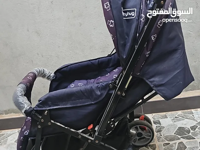 كروسة عربة اطفال متنقلة شبه جديدة استعمال شهر سبب البيع بحاجة الى نقود فقط لا غير