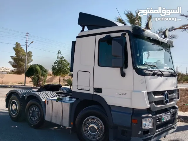 Tractor Unit Mercedes Benz 2013 in Ma'an