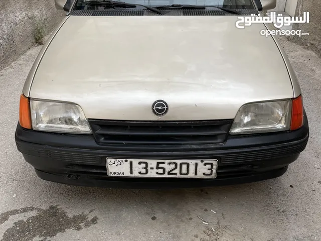 Opel Kadett 1990 in Zarqa