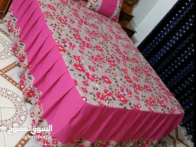 اخياطة وهدية