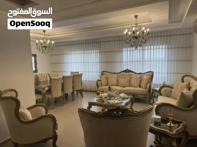 شقة ارضية تشطيبات سوبر ديلوكس مفروشة بالكامل للبيع