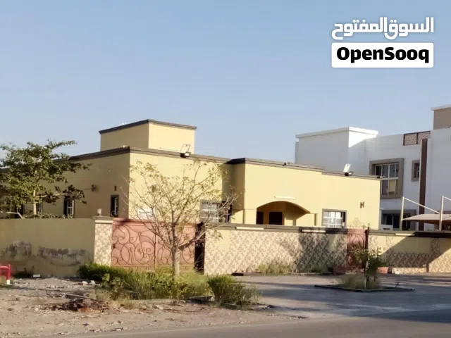 305 m2 More than 6 bedrooms Townhouse for Sale in Muscat Al Maabilah
