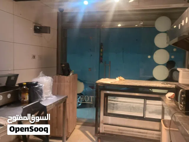 مطعم للايجار