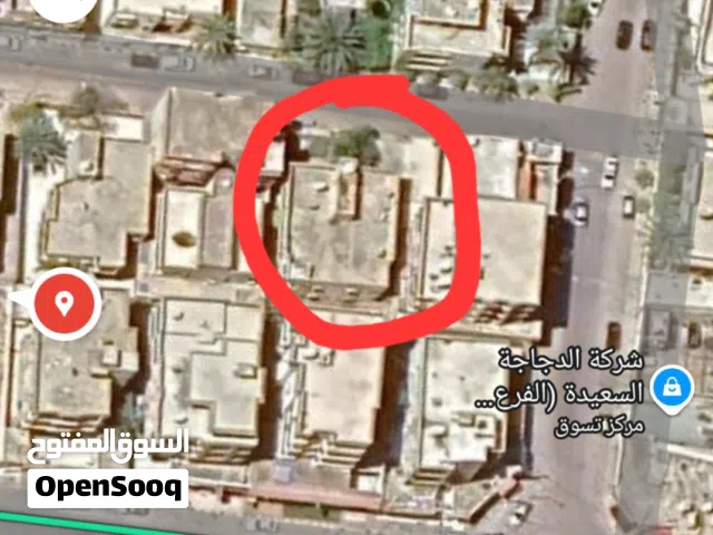أرض للبيع في زناتة عليها فيلا (صيانه او هدم) بالقرب من مدرية أمن طرابلس والطبي وجامعه طرابلس 565متر