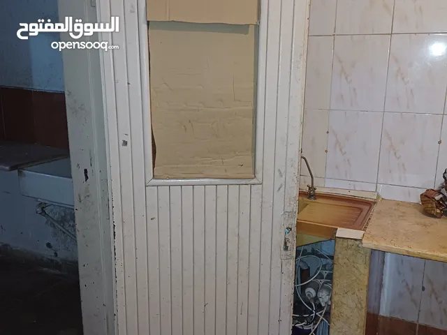 باب ايطالي مستعمل بسعر 350