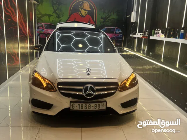 Mercedes E200