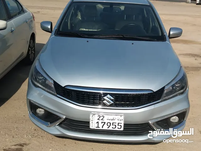 للايجار بسعر مميز صالون سوزوكى سياز 2023