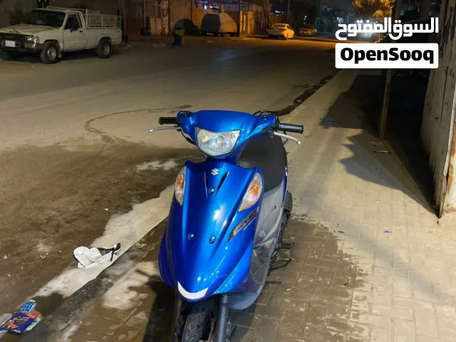 السلام عليكم سوزوكي نضيفه جدا للبيع