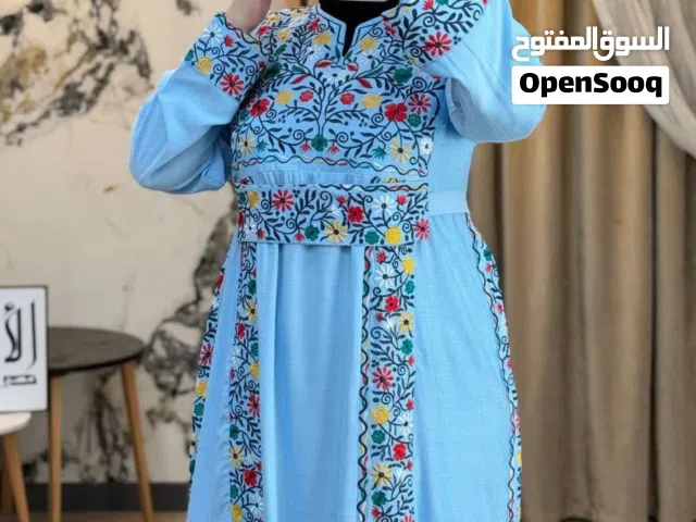 ملابس حريمي واطفال