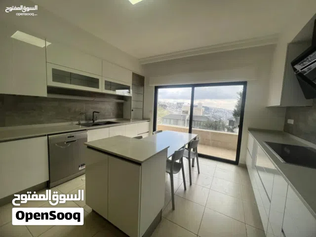 270 m2 3 Bedrooms Apartments for Rent in Amman Al Kursi