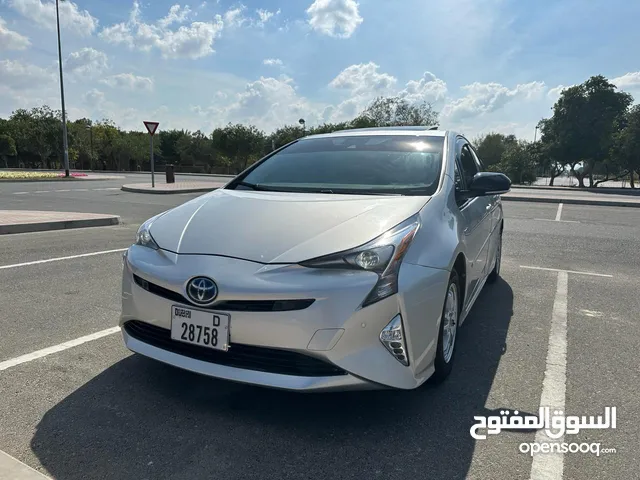 Toyota Prius 2017 in Dubai