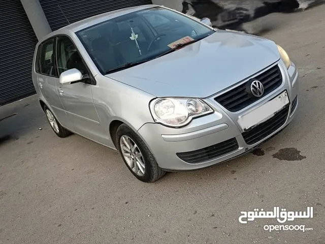 بولو 2009 اتومات ماتور 1400 اصل ايجار