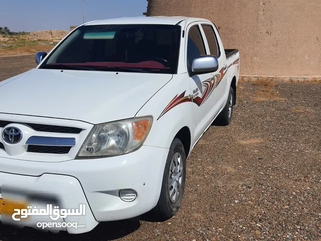 Used Toyota Hilux in Al Batinah