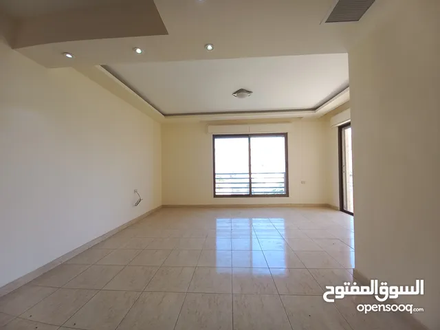 شقة غير مفروشة للايجار في الصويفية  ( Property 33706 ) سنوي فقط