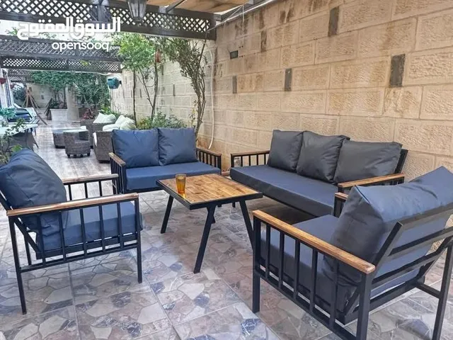 أثاث خارجي و حدائق