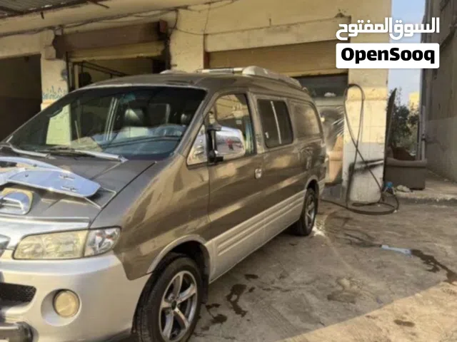 2002, هيونداي, H 100