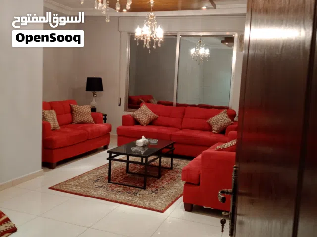 كنب امريكي.من اجود انواع الخشب والقماش لون احمر