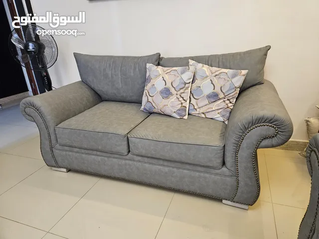 اثاث مستعمل استخدام ستة شهور