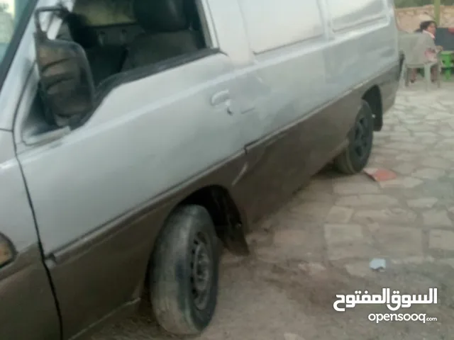 Used Hyundai H 100 in Mafraq