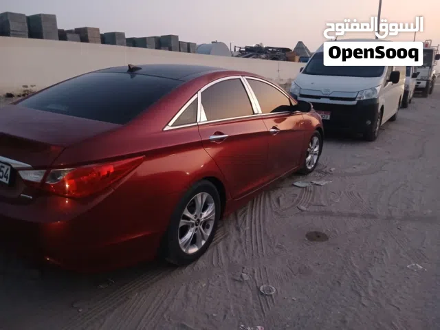 للبيع هيونداي موديل 2012