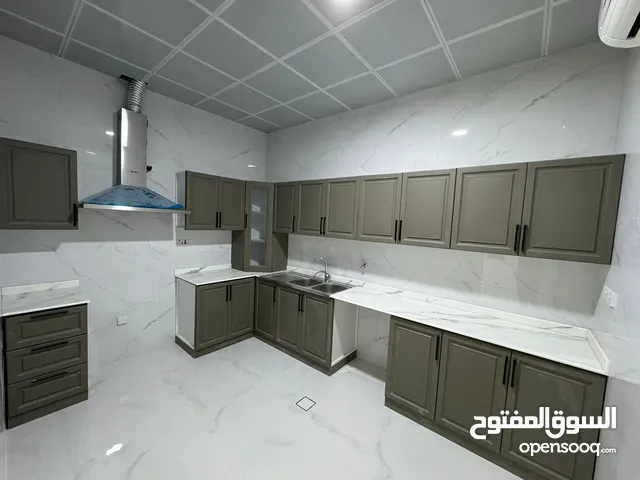 100 m2 3 Bedrooms Apartments for Rent in Al Ain Al-Yahar