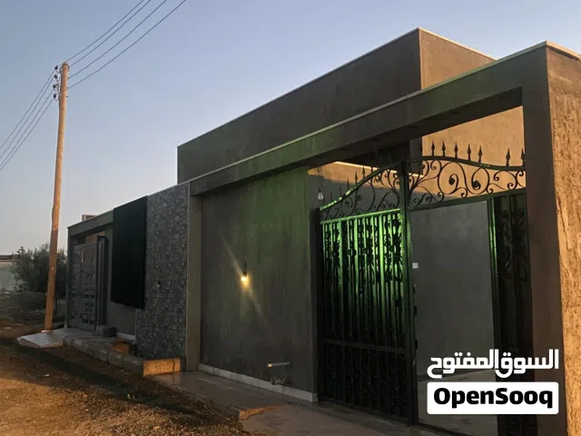 130 m2 2 Bedrooms Townhouse for Rent in Tripoli Tajura