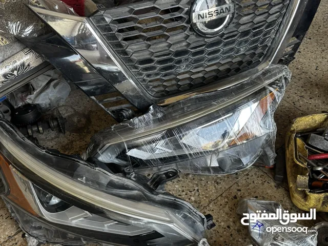 للبيع كشافات و شبك التيما 2019 ًًًًًًًًًًًًًًًًًًًًًًًًًًًًًًًًًًًًًًًً