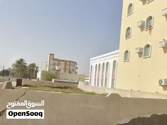 أرض للبيع في المصنعة على الشارع العام كورنر وقابلة للتحويل للإستخدام التجاري بجانب التقنيه