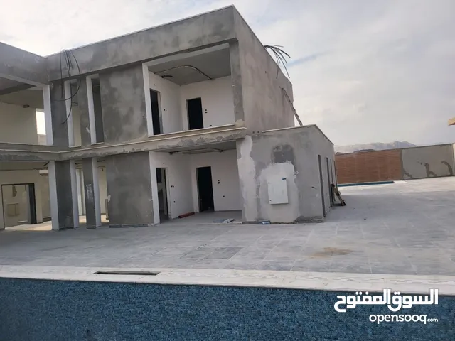 فلل للبيع ببوابة اريحا