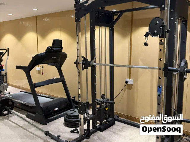 نشتري جميع انواع الاجهزه الرياضيه وصالات الجيم