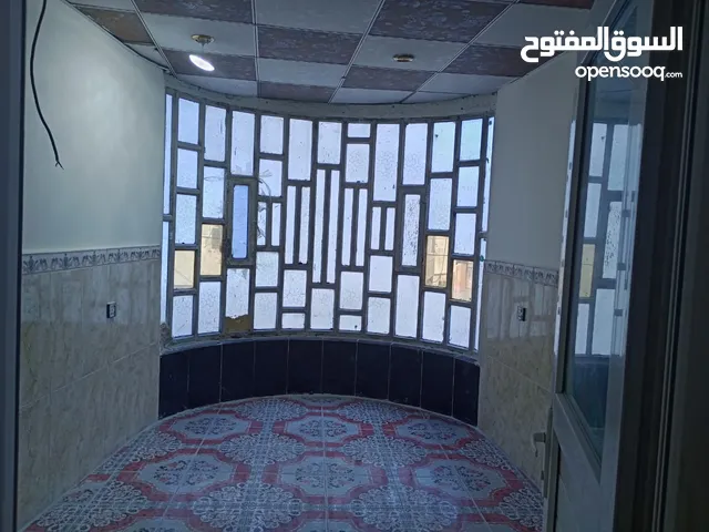 100 m2 1 Bedroom Apartments for Rent in Basra Al-Moalimeen