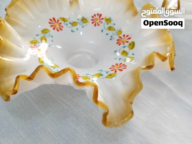 زجاج تركي صناعة ورسم يدوي فقط الجاط 15 دينار