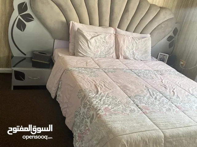 غرفة نوم خشب لاتيه 18 لون الغرفة سلفر واسود