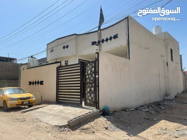 200 m2 Studio Townhouse for Sale in Basra Abu Al-Khaseeb