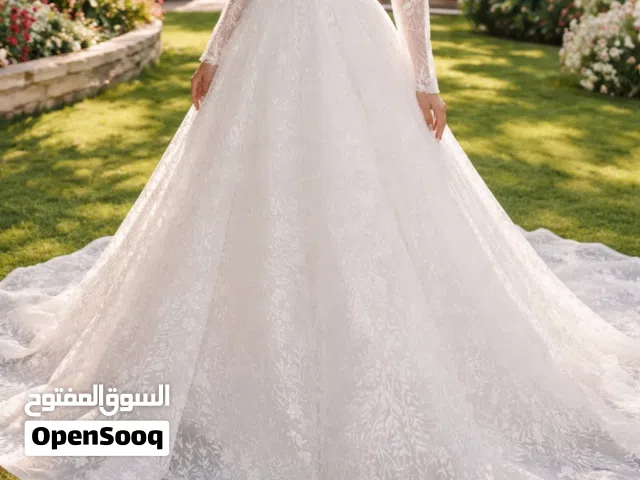 فستان زفاف عصري للبيع