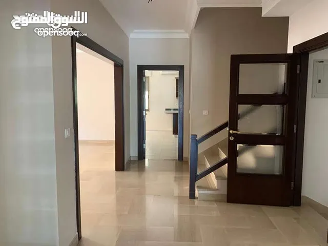 600 m2 4 Bedrooms Villa for Rent in Amman Dabouq