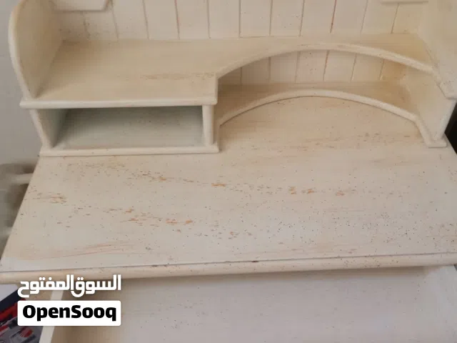 تسريحة مع مرية مرتبة خشب بلوط للبيع