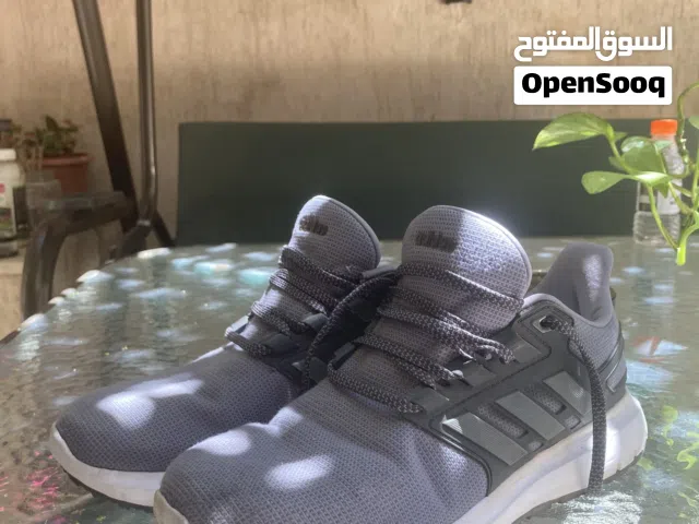 حذاء اديداس اصلي