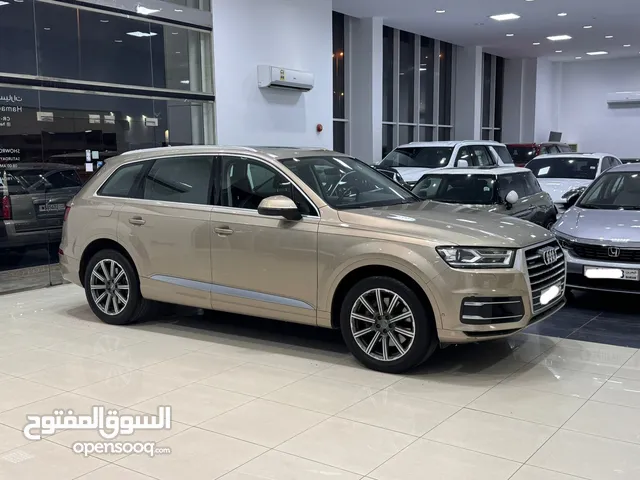 Audi Q7 / 2018 (Beige)