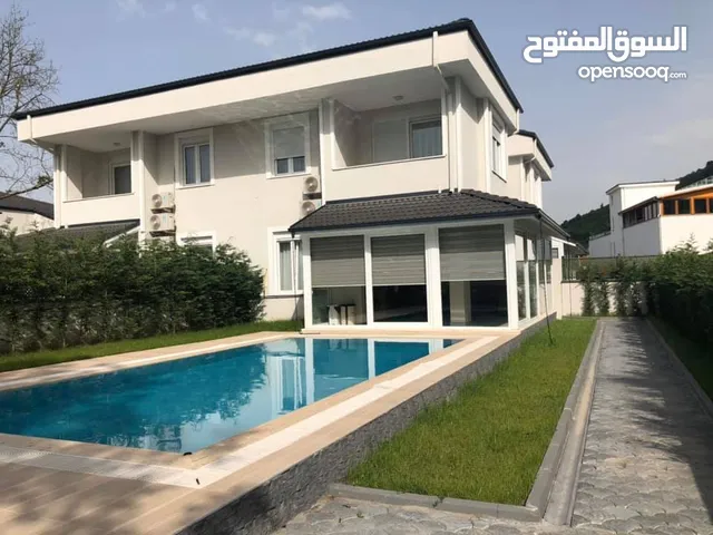 فيلا للايجار اليومي في صبنجه قريبه من بحيرة صبنجه مع مسبح و حديقه خاصه و مكان مخصص للشواء