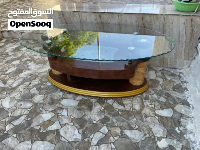 طاوله قزاز في حاله ممتازه جديده