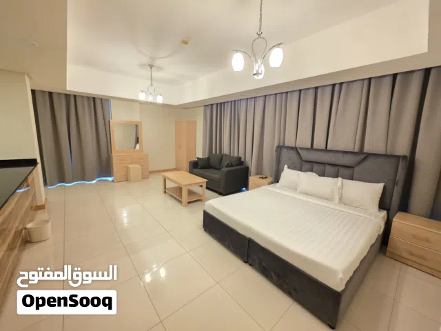 Unlimited Ewa Monthly or Yearly Highly Spacious Free Wifi & Hk Services In New Juffair