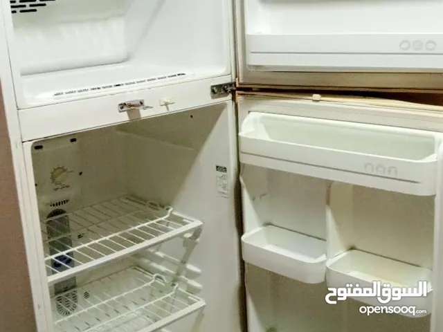ثلاجه مستعمل نضيفه