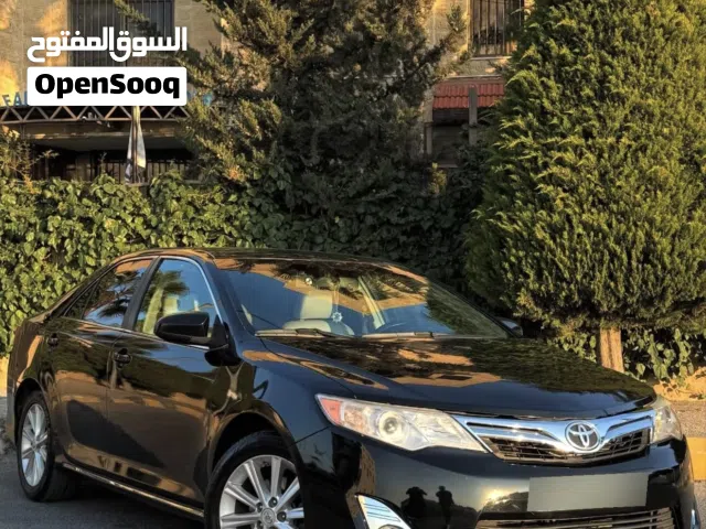 2012 تويوتا كامري XLE