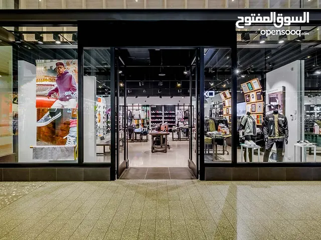 محل تجاري موقع ممتاز 300 متر للإيجار في المشراق الجديد يؤجر كمعرض مطابخ او شركات توصيل او ورش سيارات