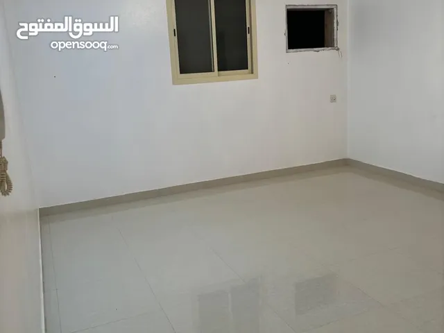 للايجار شقة منطقه الرياض حي ظهرة لبن