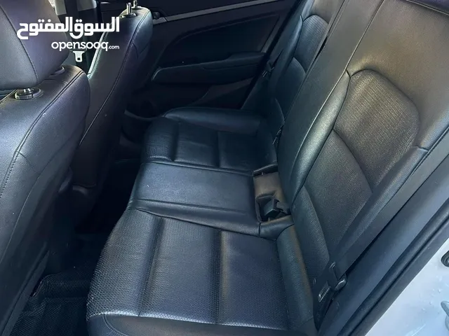Hyundai Avante 2017 in Amman