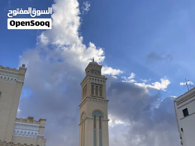 مبنى للبيع تجاري