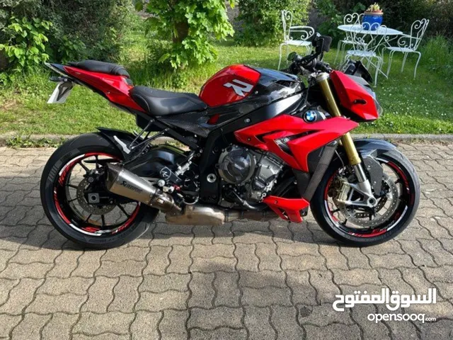 BMW S1000R