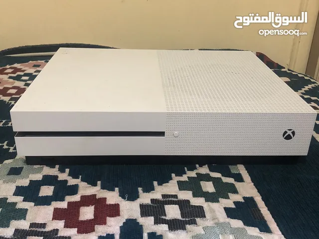 Xbox one s with power adapter  جهاز اكس بوكس وان اس مع محول كهرباء